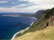 Poloostrov Kalaupapa, ztoka Awahua, Havaj, USA