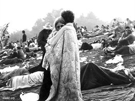 Zbr s spnho dokumentrnho filmu Woodstock (1970)