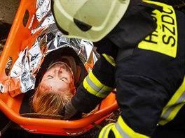 Simulovaná nehoda vlaku a nákladního vozu s následnou záchranou zranných