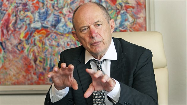 Rektor Ostravské univerzity Jan Lata.