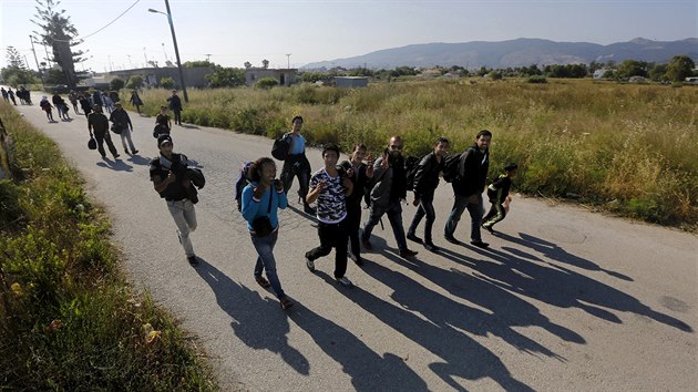 Do ecka smuj zejmna uprchlci ze Srie a Afghnistnu (31. kvtna 2015)