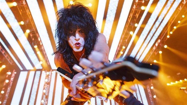 Americká rocková legenda Kiss zahrála v pra�ské O2 Aren�.