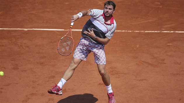 Stan Wawrinka smeuje v semifinle Roland Garros s Jo-Wilfriedem Tsongou