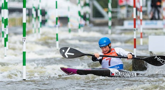 eská kajáka tpánka Hilgertová do semifinále SP v praské Tróji postoupila...