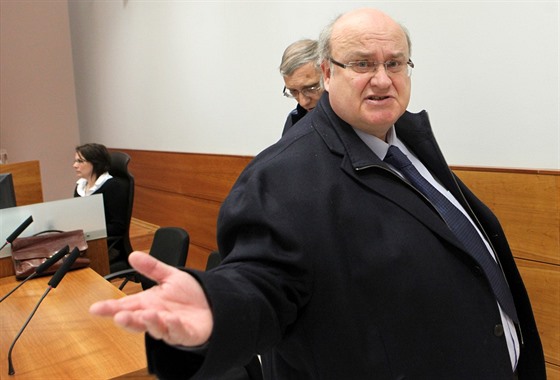 Soudce Ondřej Havlín před kárným senátem v Brně (13. dubna 2012)