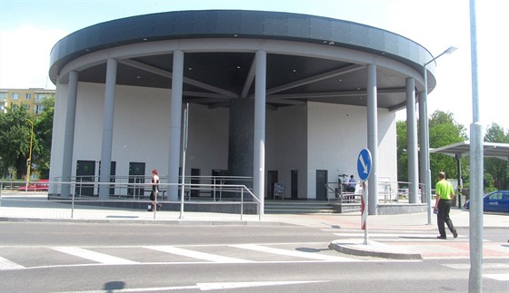 Nová rotunda na havíovském autobusovém nádraí vyvolala mnoho kritiky.