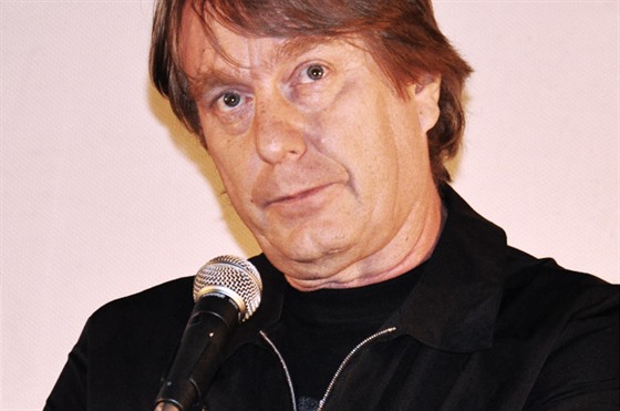 Finský režisér Mika Kaurismäki.