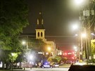V ernoském kostele v Charlestonu neznámý útoník zabil devt lidí. (18....