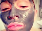 Madonna: Zkouím novou jílovou masku z kosmetické ady MDNA! Uvidíme, jestli...