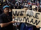 Syrtí migranti na eckém ostrov Lesbos protestují za lepí ivotní podmínky v...