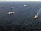 Flotila NATO bhem cviení BALTOPS