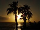Západ slunce poízený na Tenerife - Playa Jardin v Puerto de la Cruz