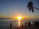 Nejkrásnjí západy slunce nabízí mimo jiné i filipínský ostrov Boracay (Duben...