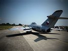 Píprava ke startu letadla Mig 15 na Airshow ve Kbelích.