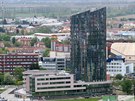Pohled na vkovou budovu Bea centra a Moravsk vysok koly v Olomouci z ve...