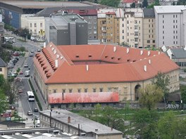 Pohled na Staromstská kasárna v Olomouci z ve Dómu svatého Václava. Jeho...