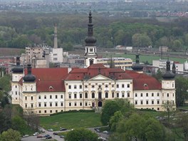 Pohled na bývalý premonstrátský kláter v Olomouci - Kláter Hradisko (zvaný i...