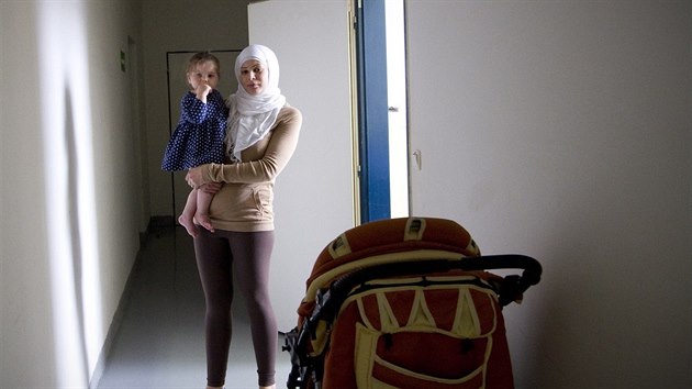 V kosteleckm pobytovm stedisku pro uprchlky je jedna libanonsko-syrsk rodina.