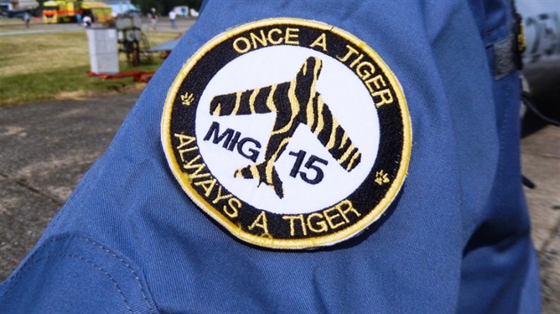 Náivka s písluností k NATO Tigers Association.