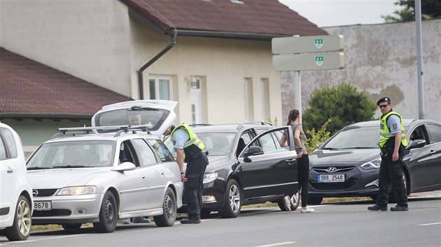 Policist v Brn ptraj po stelci, kter v ebtn plil na auto. O hodinu a pl pozdji pak pepadl veerku v Bystrci.