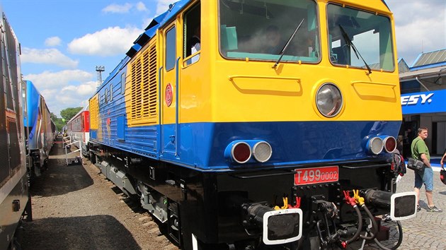 Nejrychlejší československá motorová lokomotiva T499.0 získala přezdívku Kyklop kvůli světlometu připomínajícímu velké oko uprostřed tváře.