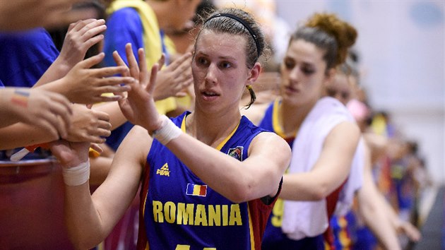 Radost rumunskch basketbalistek v duelu s eskem