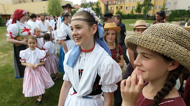 Nadenci v Jihlav vytvoili nejvt iv obraz v esku. Znzoruje Jana Amose Komenskho pi louen s mstem.