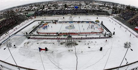 TENKRÁT POPRVÉ. Na plochodráním stadionu poádaly Pardubice první a dosud...