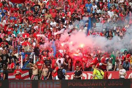 Petr vancara se na stadionu Za Luánkami louil s kariérou. (27. ervna 2015).