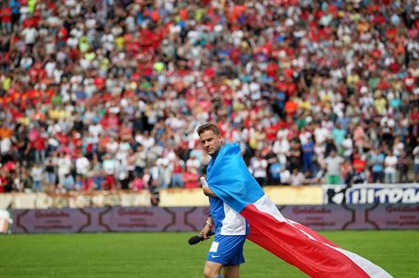 Petr vancara uspoádal na stadionu za Luánkami svoji fotbalovou rozluku. 