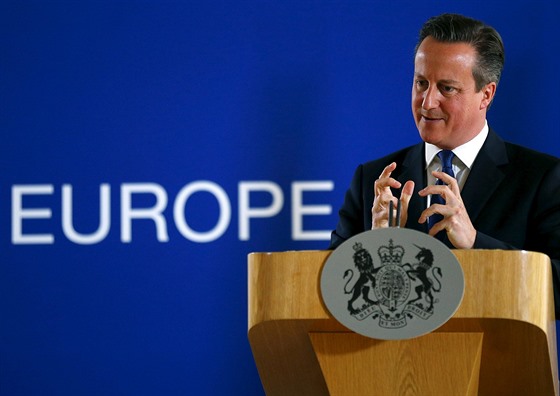 Cameron oznail Islámský stát za existenní hrozbu pro Západ.