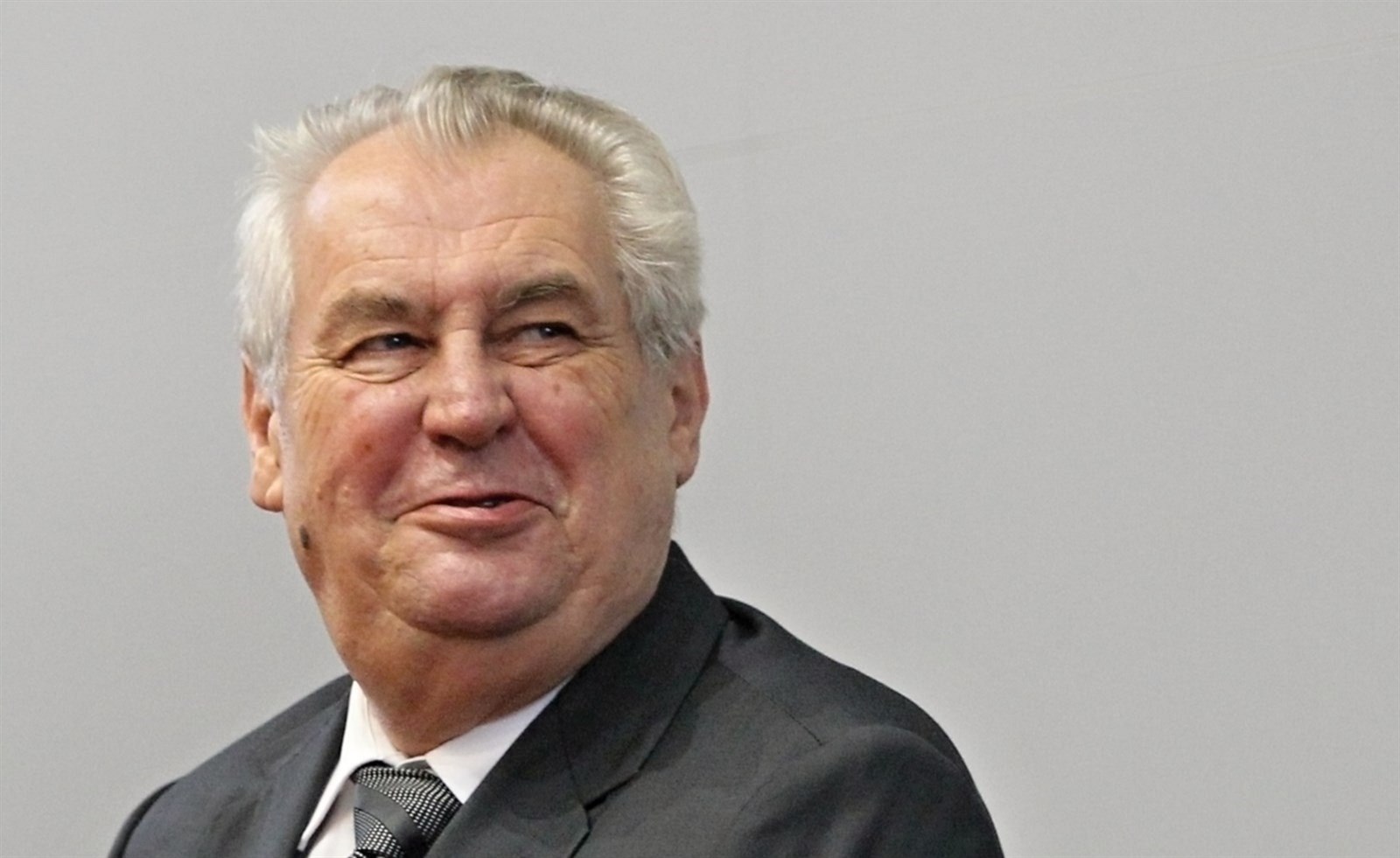 Prezident Milo� Zeman na krajském ú�ad� v Jihlav�.