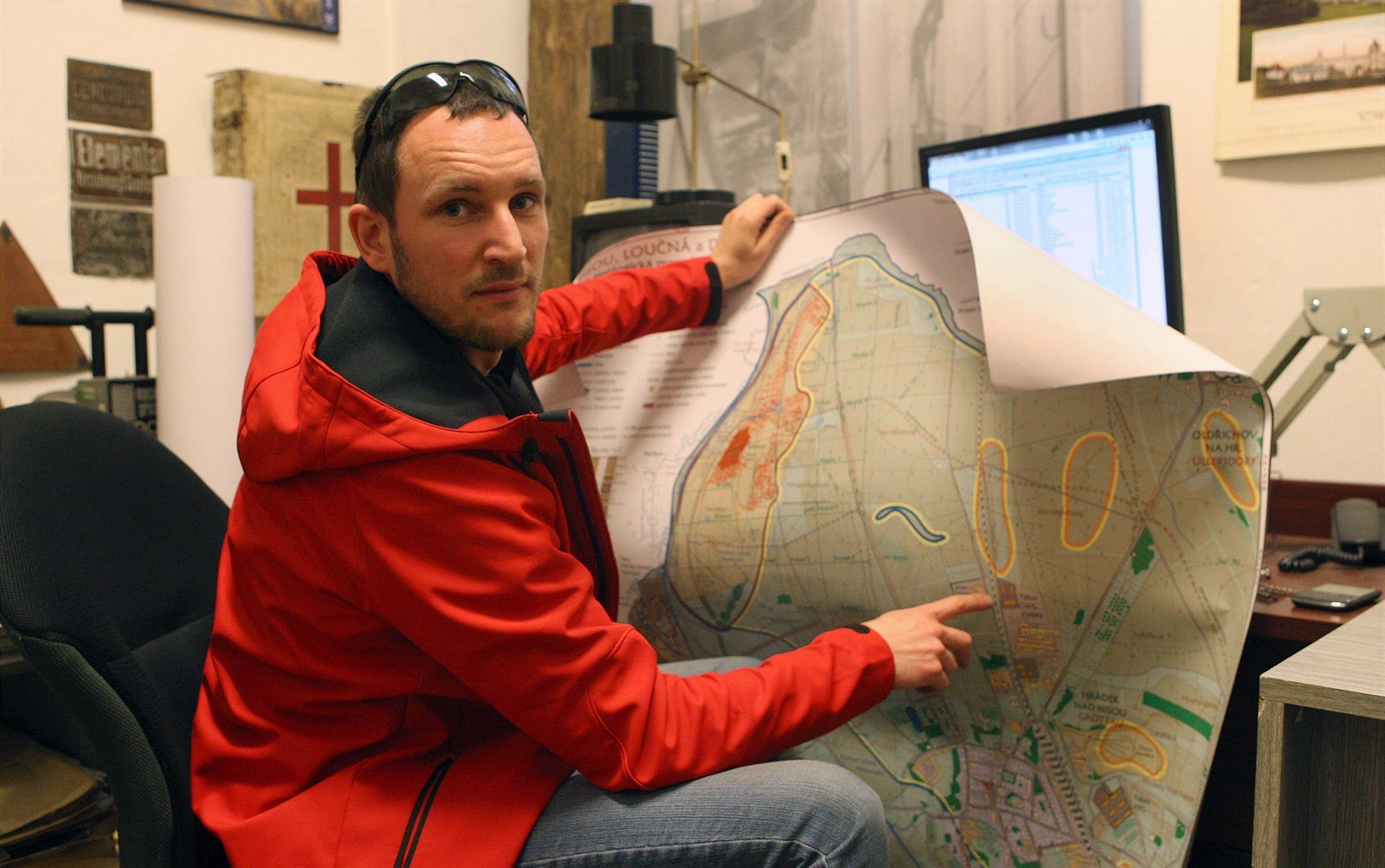 Mapování vále�ných tábor� se v�nuje Ivan Rous ze Severo�eského muzea v Liberci.