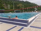 Venkovní padesátimetrový bazén Plaveckého stadionu v Podolí.
