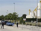 Francouzská policie uzavela silnice u továrny v Saint-Quentin-Fallavier, na...