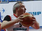 Dmitrij Rogozin byl v mládí aktivním sportovcem. Dodnes píleitostn sportuje...
