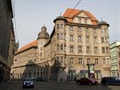 Bývalé sídlo banky IPB v centru Prahy na Senovážném náměstí koupila v červnu...