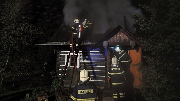 V dob vzniku poru se v roubence o rozmrech 7x5 metr nikdo nenachzel.