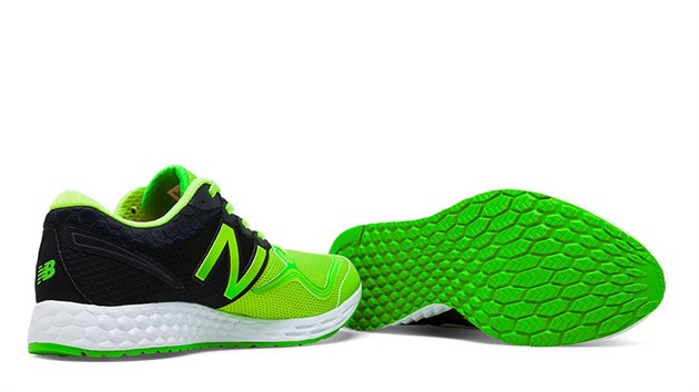 New Balance FreshFoam Zante - Pouit podeev je tvoena jednolitm dlem prye, kter disponuje vysokou odolnost proti odru a slunou pilnavost na vech typech podklad od asfalt a dlabu a po pran cesty.