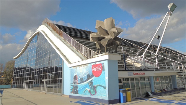 Plavecký stadion v Podolí.