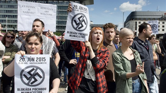 Účastníci protidemonstrace v Bratislavě (20. června 2015)