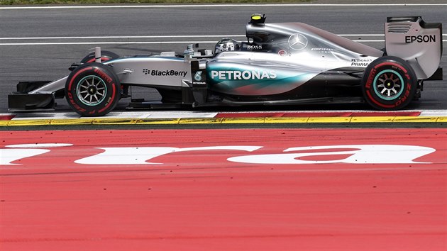 Nico Rosberg bhem Velk ceny Rakouska formule 1.
