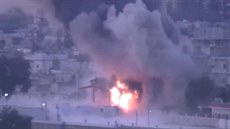 Snímek exploze v Kobani, jak ho zachytila kamera na turecké stran hranice (25....