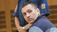 Obvodní soud pro Prahu 6 ve st�edu rozhoduje o propu�t�ní Davida Berdycha. Ten...