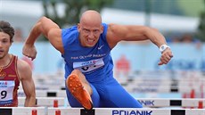 Petr Svoboda v závodě na 110 metrů překážek na republikovém šampionátu atletů v...