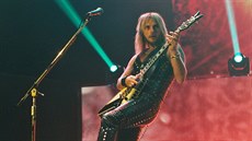 Pirozeným lídrem kapely Judas Priest je charismatický zpvák Rob Halford, který svého asu spoluvytváel metalovou módu, pro kterou je typické koené obleení, kovové cvoky a dalí atributy. 