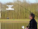 Dron pro rybáe