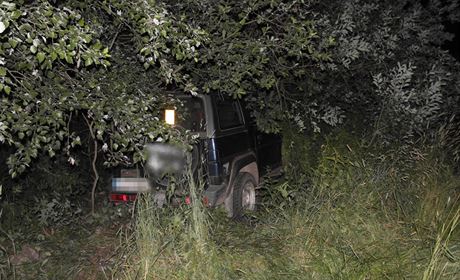 Honika s policií nedopadla pro devtadvacetiletého idie Daihatsu ani trochu...