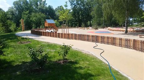 Pardubický park Na pici se stal vítzem ankety, která má pipomenout miliardy a miliony picházející do kraj z pokladny Evropské unie.   