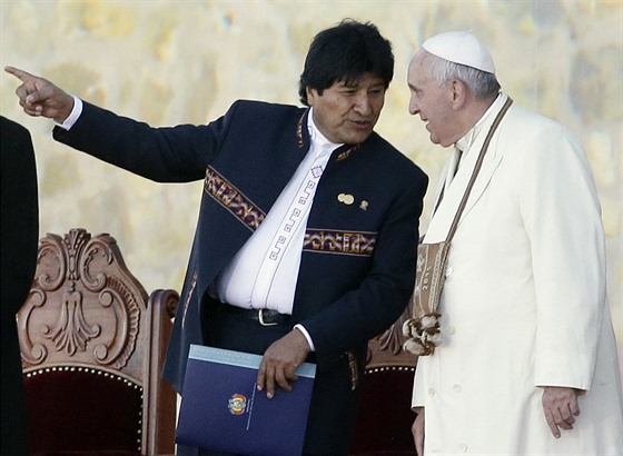Pape Frantiek s Evo Moralesem bhem návtvy Bolívie